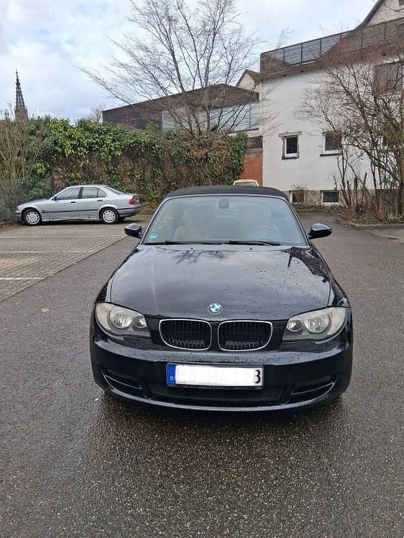 Gebraucht BMW 118 Cabriolet 143 PS (105 kW) 2008 Schwarz Cabrio
