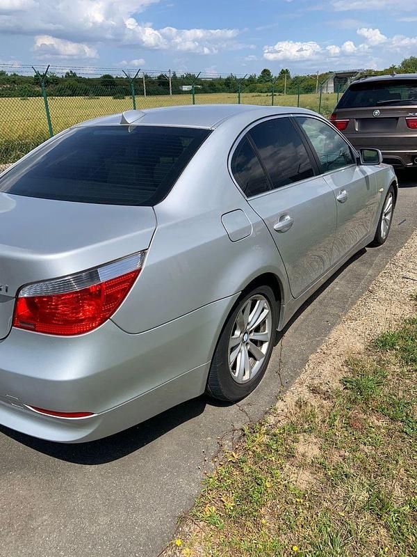 Gebraucht BMW 545 Performance 333 PS (244 kW) 2004 Silber Limousine