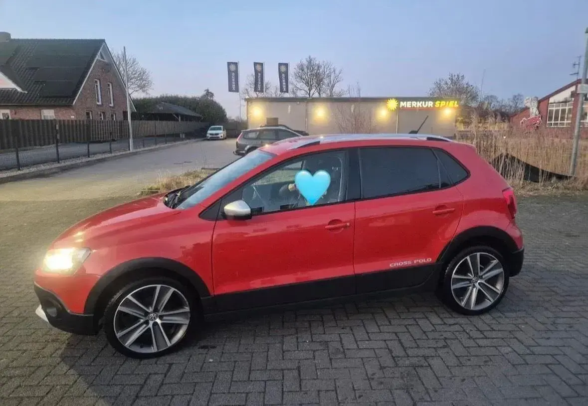 Gebraucht VW Polo Cross 105 PS (77 kW) 2013 Orange Kleinwagen