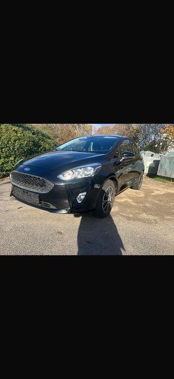 Gebraucht Ford Fiesta Cool & Connect 86 PS (63 kW) 2018 Schwarz Kleinwagen