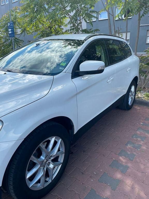 Gebraucht Volvo XC60 Momentum 163 PS (119 kW) 2011 Weiß SUV