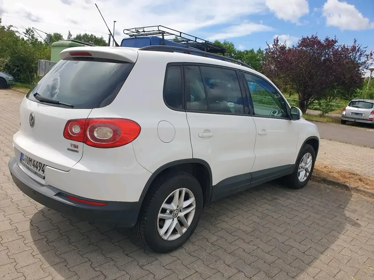 Gebraucht VW Tiguan 150 PS (110 kW) 2011 Weiß SUV