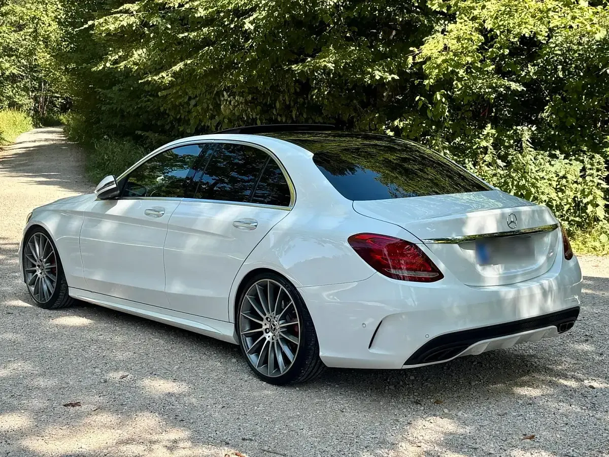 Gebraucht Mercedes C400 AMG line 333 PS (244 kW) 2016 Weiß Limousine
