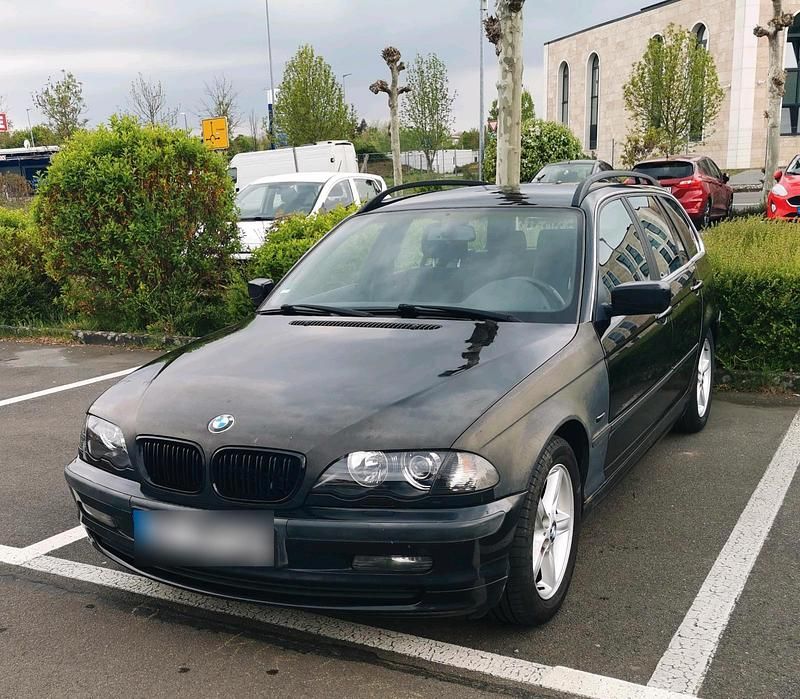 Second-hand BMW 320 150 CP (110 kW) 2000 Negru Break