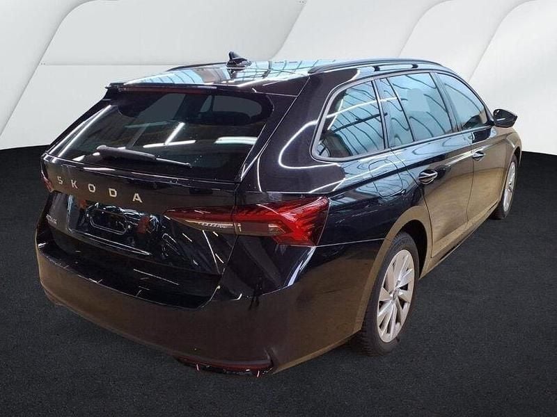 Gebraucht Skoda Octavia Selection 150 PS (110 kW) 2025 Schwarz Kombi
