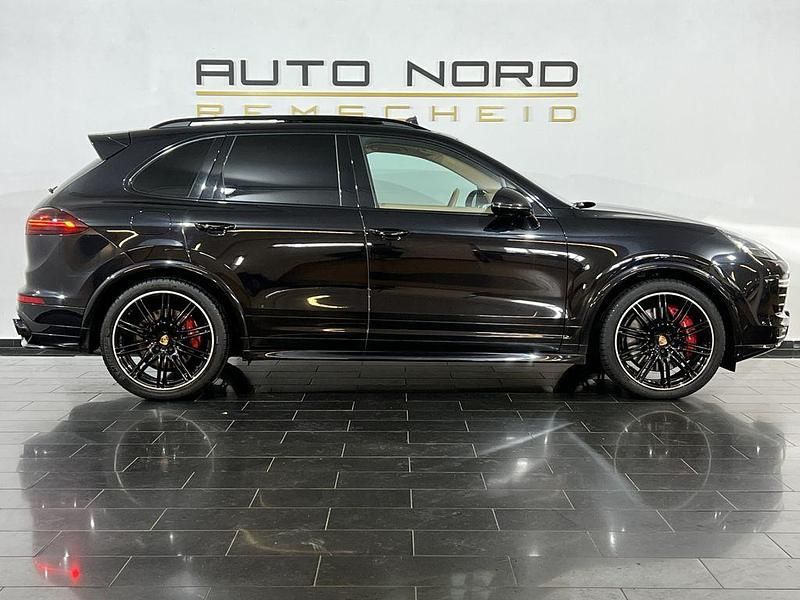 Gebraucht Porsche Cayenne GTS 441 PS (324 kW) 2017 Schwarz SUV