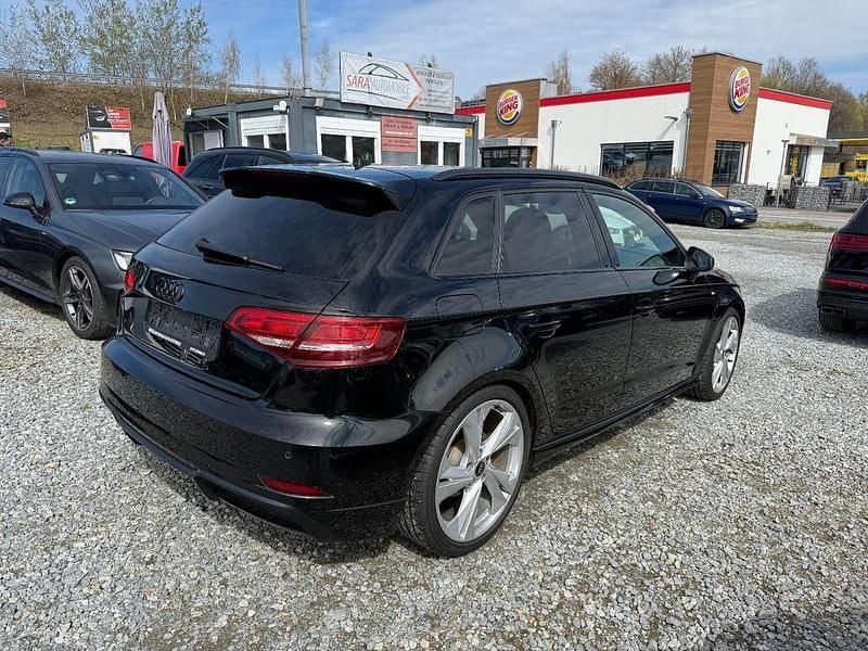Gebraucht Audi A3 S-Line 150 PS (110 kW) 2019 Schwarz Limousine