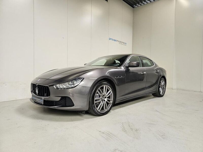 Grau Gebraucht 2016 Maserati Ghibli Coupé | 29.990 € (Fairer Preis) - Bild 1/4
