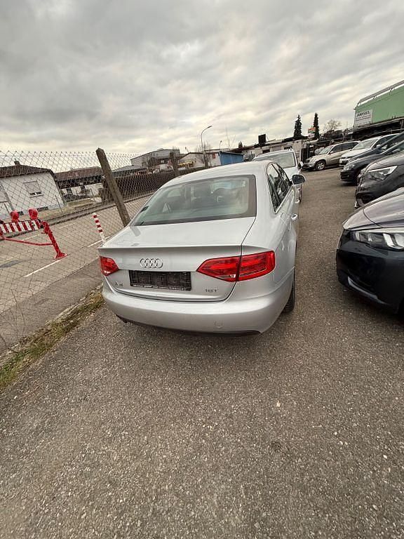 Gebraucht Audi A4 Attraction 160 PS (117 kW) 2008 Silber Limousine