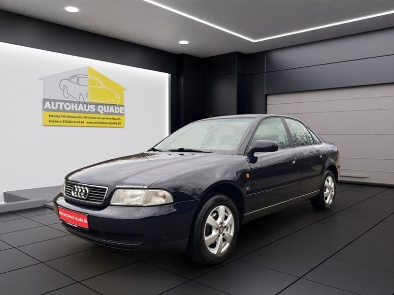 Blau Gebraucht 1996 Audi A4 Comfort Limousine | 3.999 € - Bild 1/4