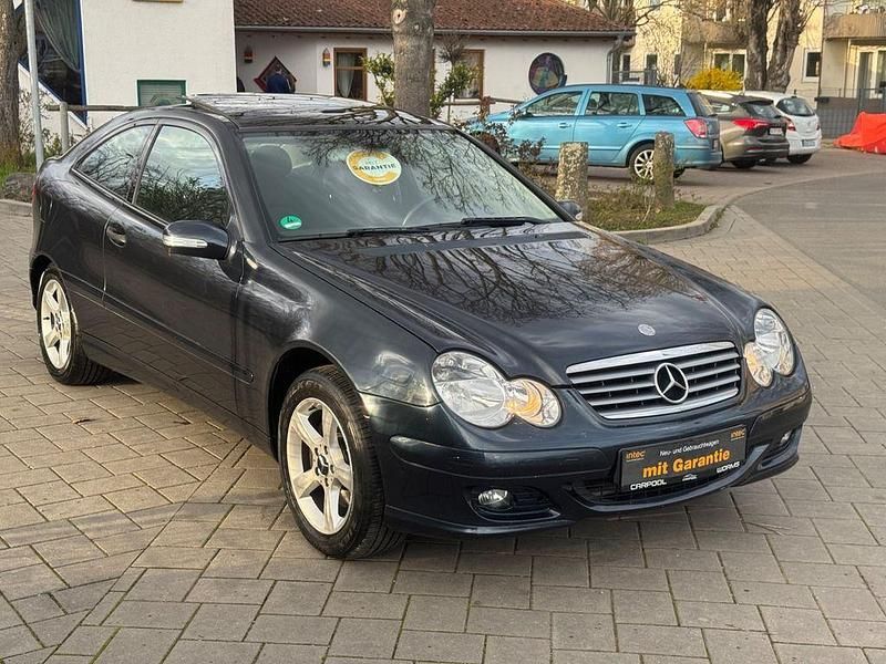Gebraucht Mercedes C320 Elegance 218 PS (160 kW) 2005 Blau Coupé