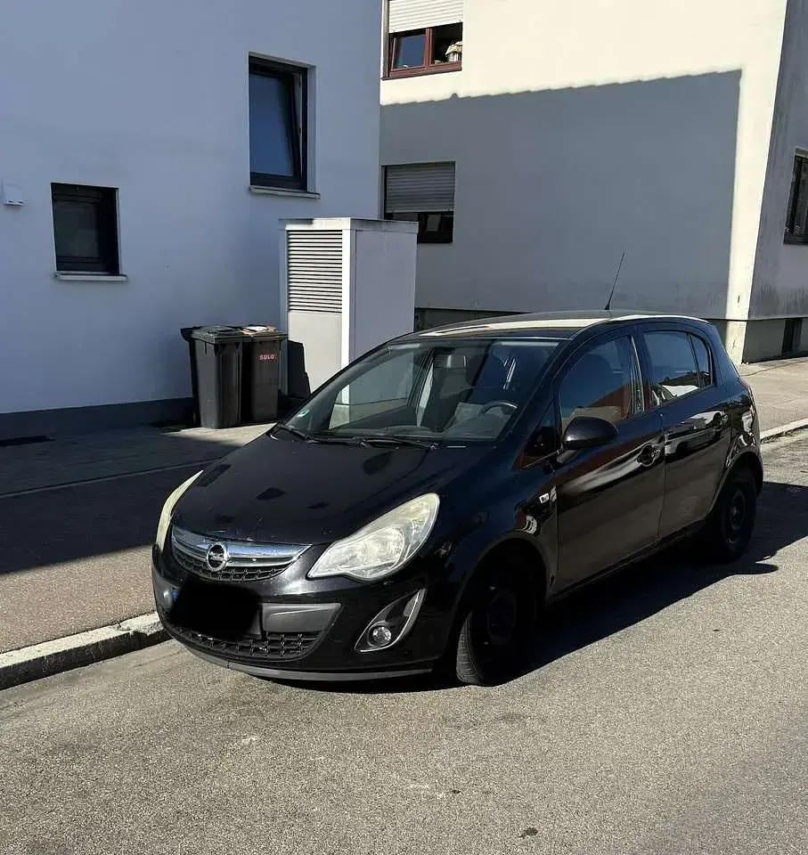 Gebraucht Opel Corsa 101 PS (74 kW) 2011 Kleinwagen