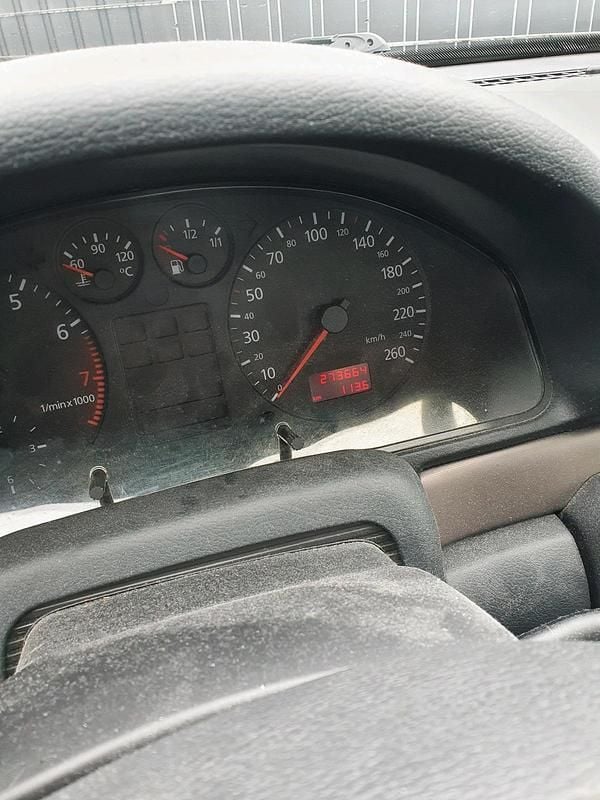 Gebraucht Audi A4 125 PS (91 kW) 1999 Schwarz Limousine