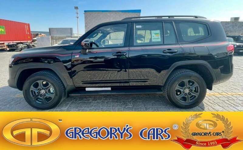 Gebraucht Toyota Land Cruiser 415 PS (305 kW) 2021 Raven black metallic SUV