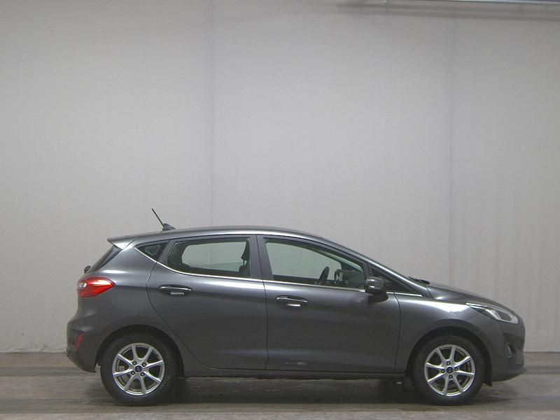 Grau Gebraucht 2020 Ford Fiesta Titanium | 11.980 € (Fairer Preis) - Bild 1/4