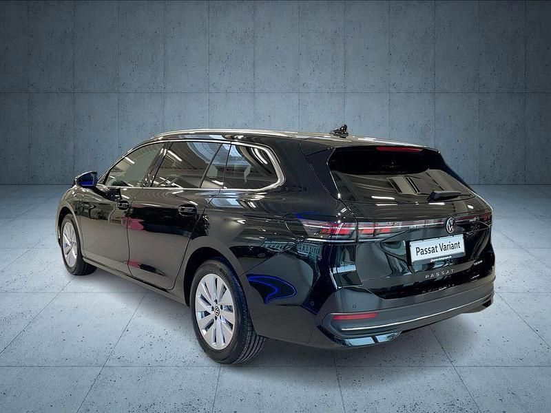 Neu VW Passat Business 150 PS (110 kW) 2025 Schwarz Limousine