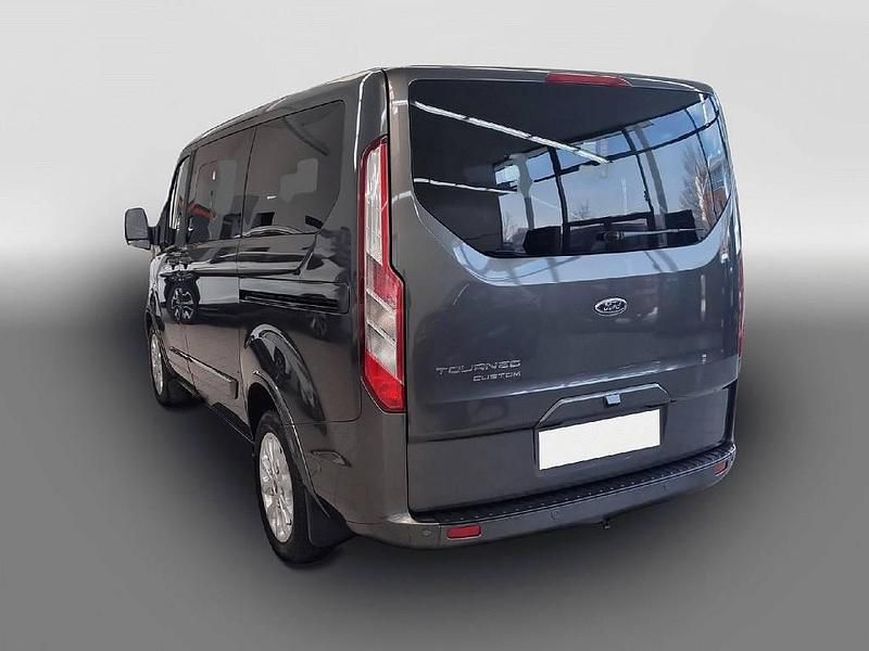 Gebraucht Ford Tourneo Titanium 185 PS (136 kW) 2021 Grau Van / Kleinbus