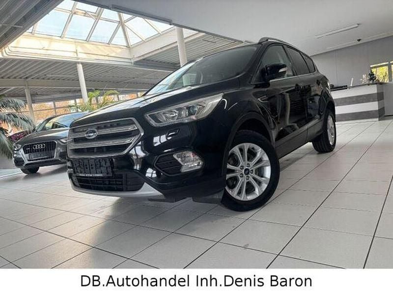 Gebraucht Ford Kuga Titanium 150 PS (110 kW) 2018 Schwarz SUV
