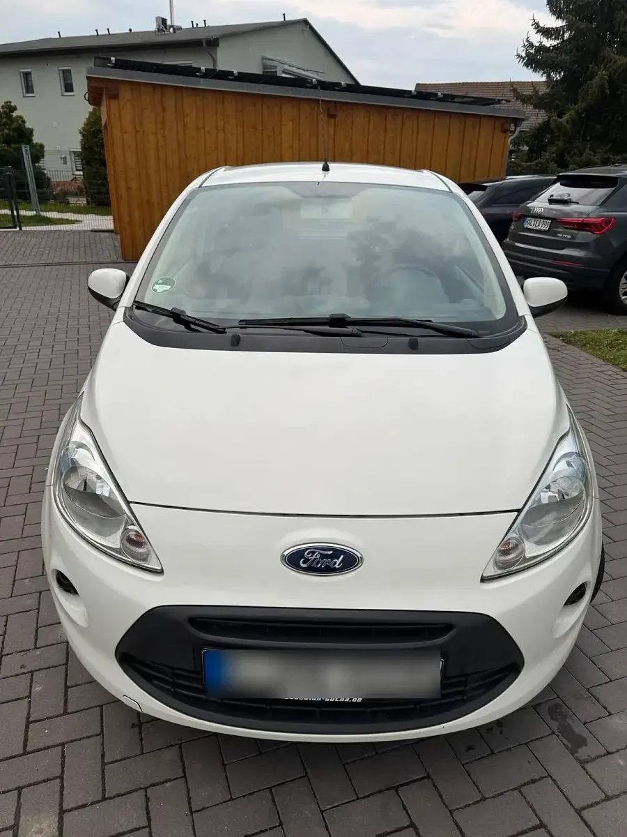 Gebraucht Ford Ka 69 PS (50 kW) 2014 Weiß Kleinwagen