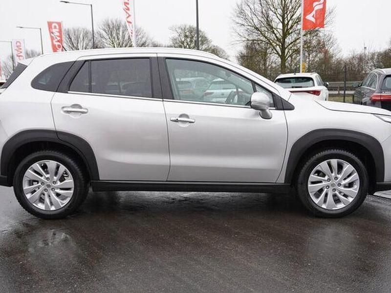 Gebraucht Suzuki SX4 116 PS (85 kW) 2024 Silber SUV