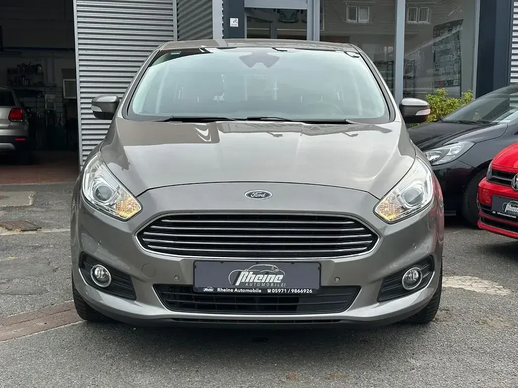Gebraucht Ford S-MAX Trend 150 PS (110 kW) 2017 Grau Van / Kleinbus