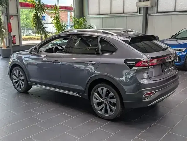 Gebraucht VW Taigo Style 110 PS (80 kW) 2023 Grau SUV