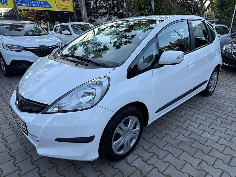 Weiß Gebraucht 2012 Honda Jazz Trend Kleinwagen | 7.650 € (Fairer Preis) - Bild 1/4