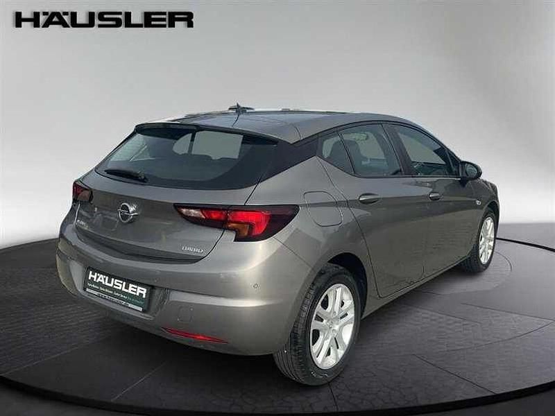 Gebraucht Opel Astra Edition 131 PS (96 kW) 2016 Braun Limousine