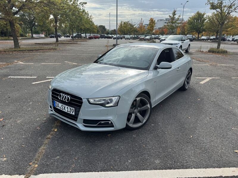 Grau Gebraucht 2012 Audi A5 S-Line Coupé | 12.000 € (Fairer Preis) - Bild 1/4