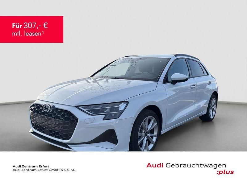 Gletscherweiß metallic Gebraucht 2025 Audi A3 Advanced Limousine | 31.970 € (Guter Preis) - Bild 1/3