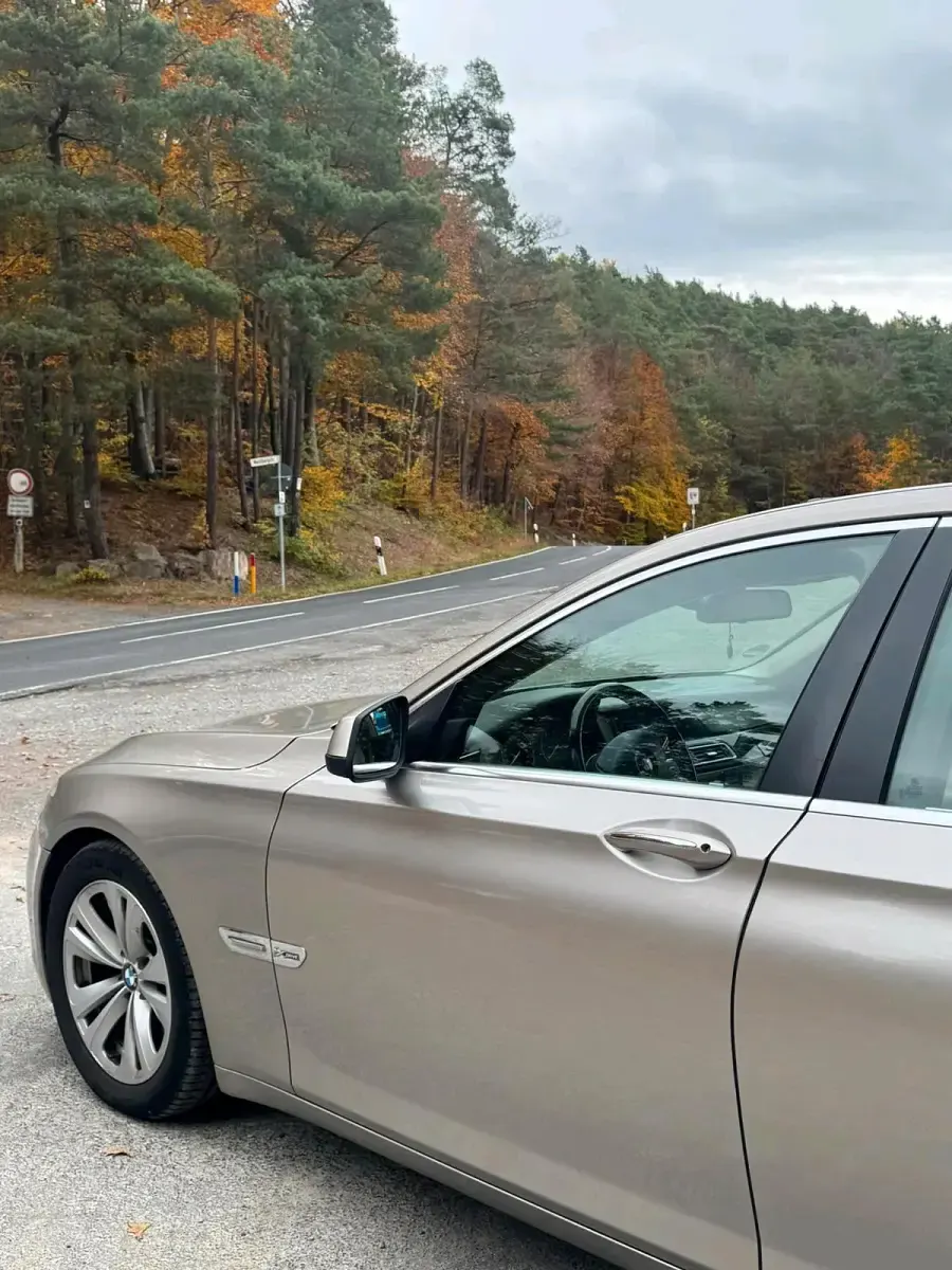 Occasion BMW 740 306 ch (225 kW) 2011 Doré Berline