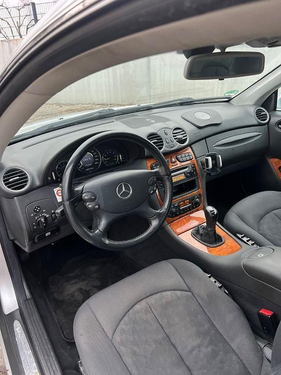 Gebraucht Mercedes CLK200 163 PS (119 kW) 2003 Silber Coupé
