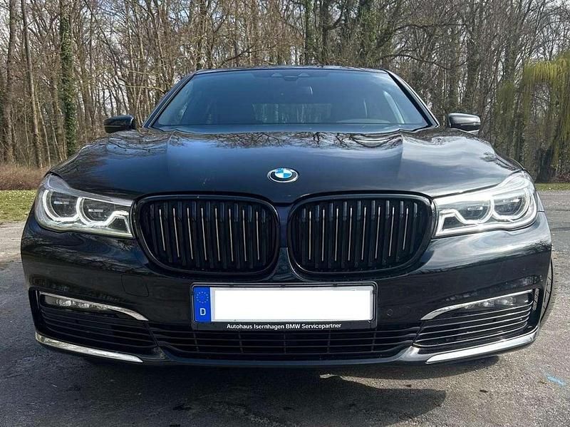 Gebraucht BMW 730 265 PS (194 kW) 2017 Schwarz Limousine