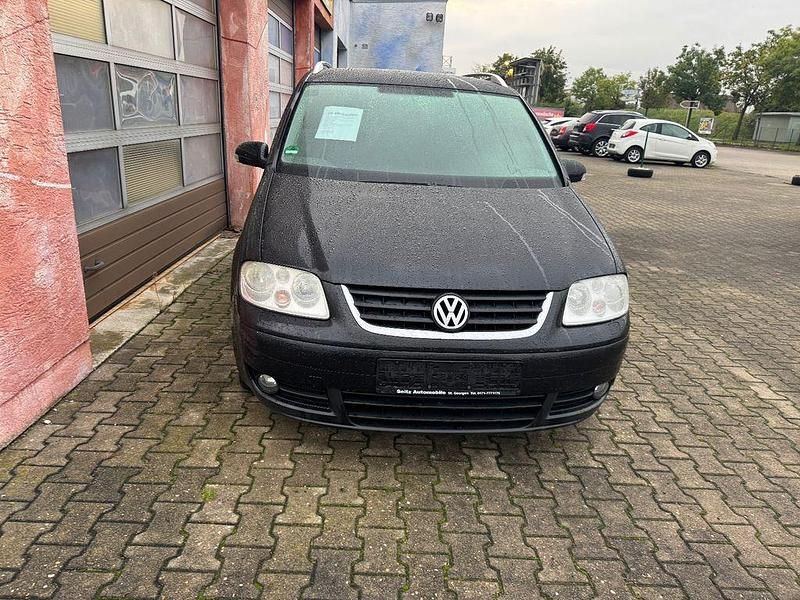 Grau Gebraucht 2006 VW Touran Highline Van / Kleinbus | 2.650 € (Fairer Preis) - Bild 1/4