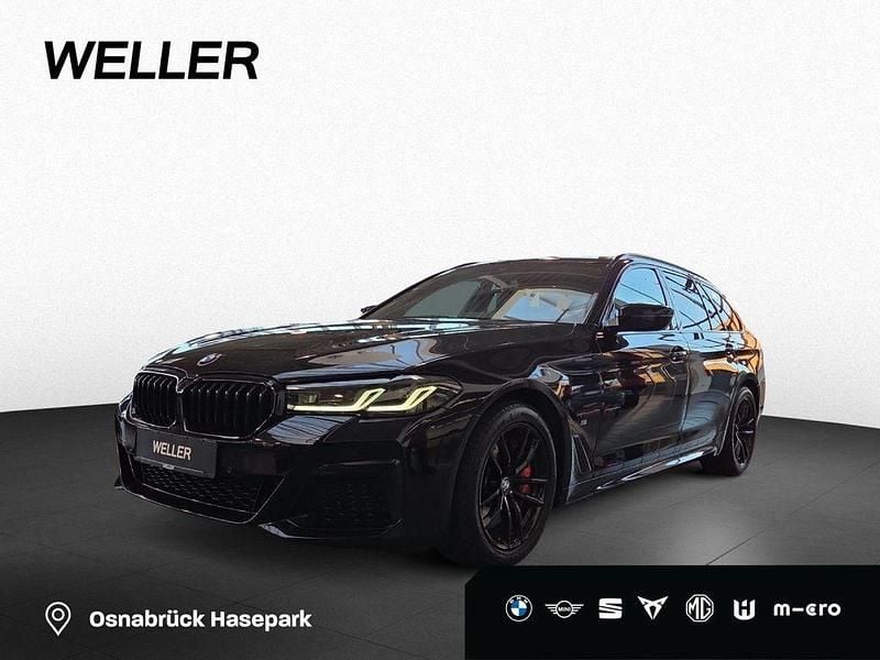 Carbonschwarz (schwarz) Gebraucht 2022 BMW 540 M Sport Kombi | 49.950 € (Guter Preis) - Bild 1/4
