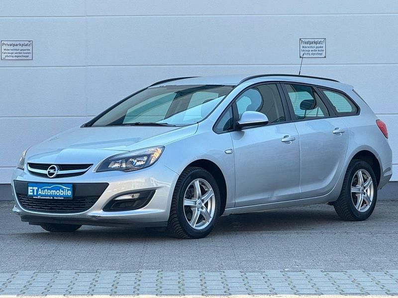 Gebraucht Opel Astra 116 PS (85 kW) 2012 Silber Kombi