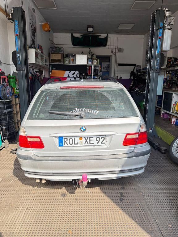 Gebraucht BMW 330 184 PS (135 kW) 2000 Silber Kombi