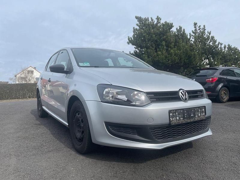 Gebraucht VW Polo Trendline 69 PS (50 kW) 2010 Silber Kleinwagen