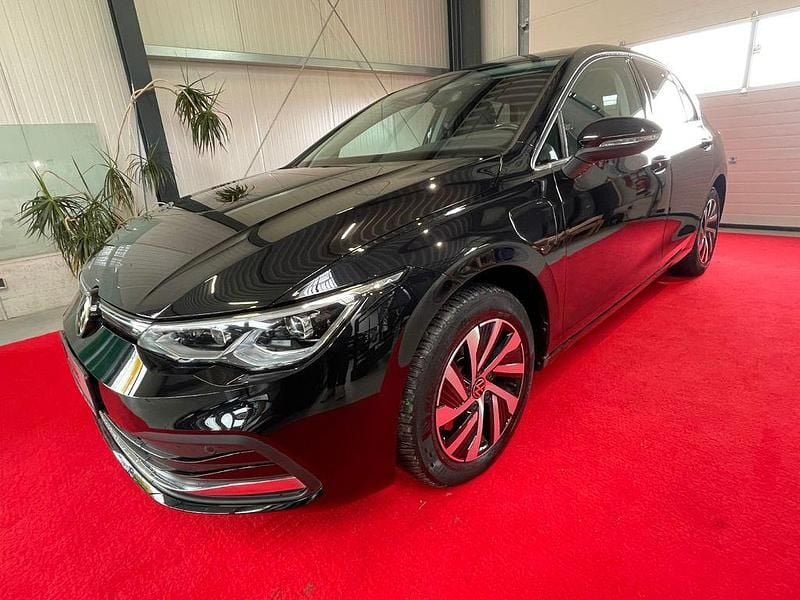 Schwarz Gebraucht 2022 VW Golf VIII Style Limousine | 22.999 € (Guter Preis) - Bild 1/4