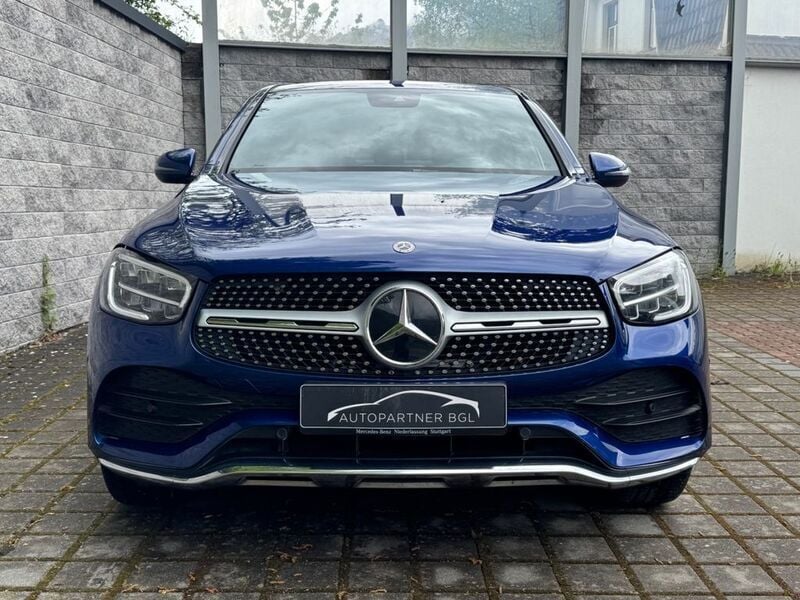 Gebraucht Mercedes GLC300 AMG 245 PS (180 kW) 2020 Blau Coupé