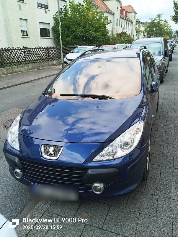 Blau Gebraucht 2006 Peugeot 307 Kombi | 1.800 € (Teuer) - Bild 1/4