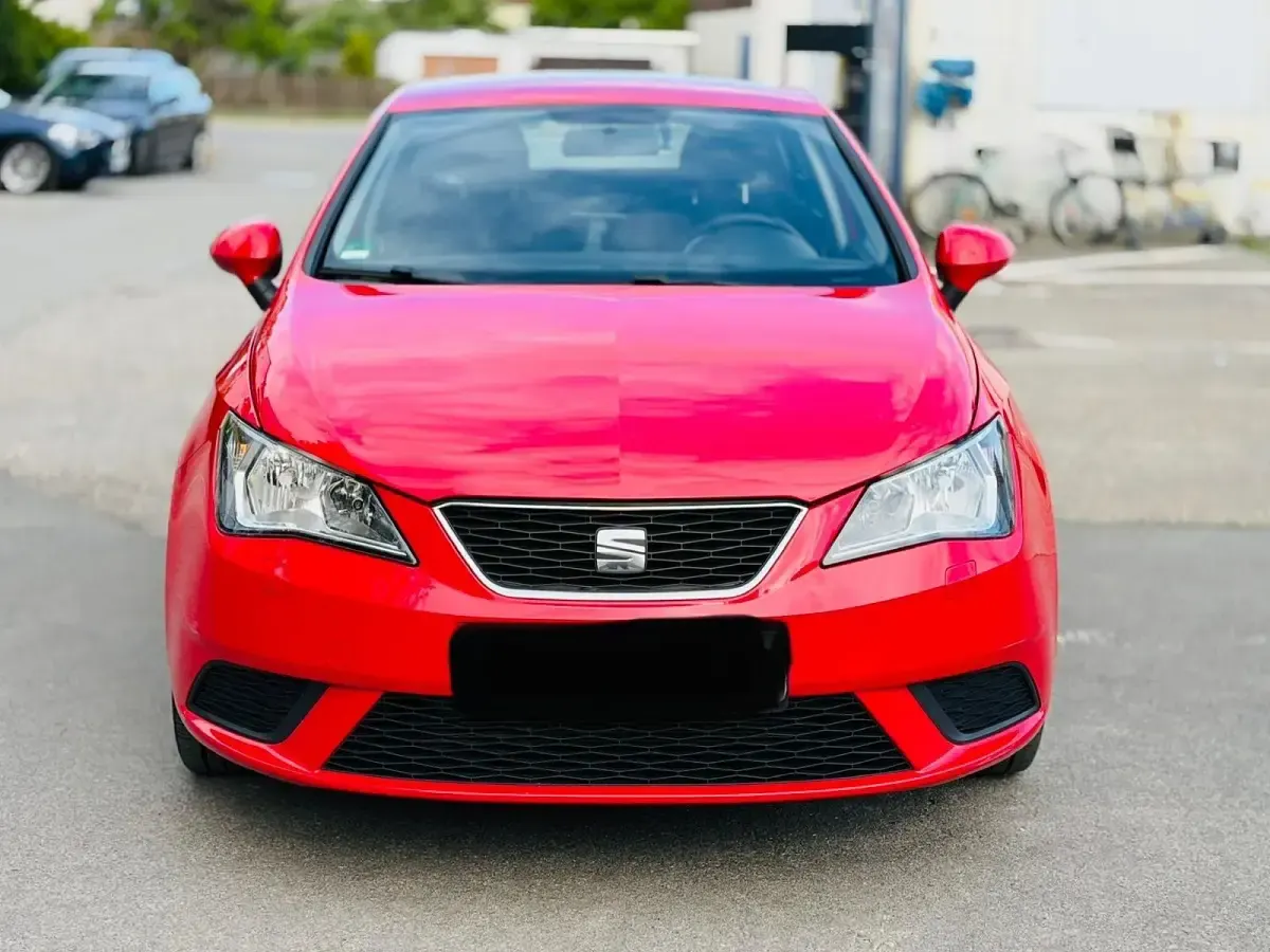 Gebraucht Seat Ibiza 104 PS (76 kW) 2014 Rot Limousine