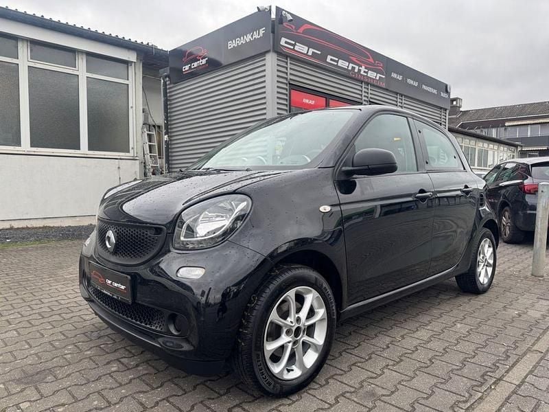 Gebraucht Smart ForFour 90 PS (66 kW) 2019 Schwarz Kleinwagen