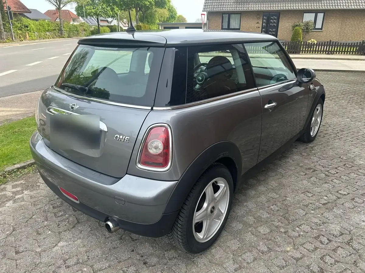 Usado Mini ONE 95 HP (69 kW) 2009 Cinzento Citadino
