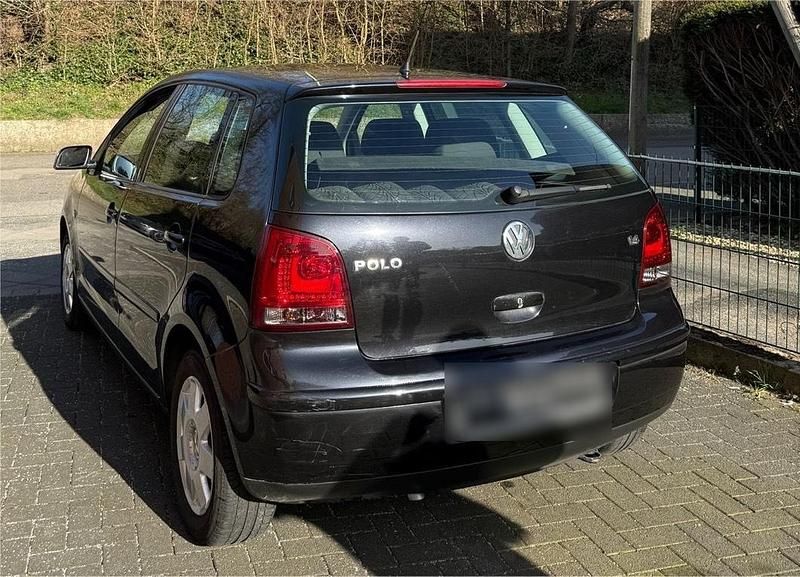 Gebraucht VW Polo 75 PS (55 kW) 2002 Schwarz Limousine