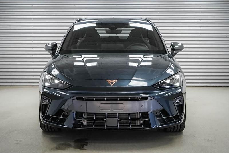 Gebraucht Cupra Leon VZ 333 PS (244 kW) 2025 Magnetic grau metallic (s7)