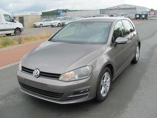 Grau Gebraucht 2013 VW Golf VII Comfortline Limousine | 7.985 € (Fairer Preis) - Bild 1/4