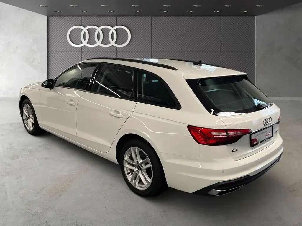 Gebraucht Audi A4 150 PS (110 kW) 2023 Ibisweiß Kombi