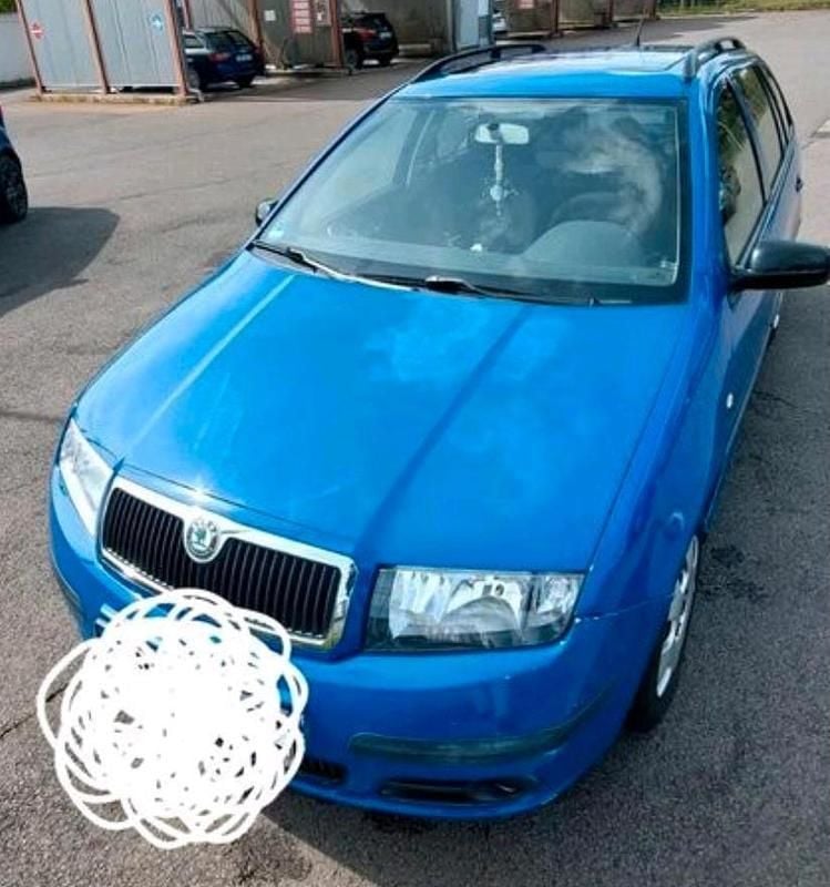 Blau Gebraucht 2004 Skoda Fabia Kombi | 499 € (Superpreis) - Bild 1/3