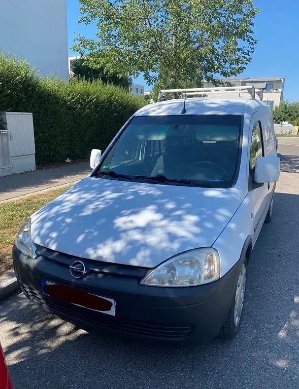 Gebraucht Opel Combo 94 PS (69 kW) 2006 Weiß Van / Kleinbus